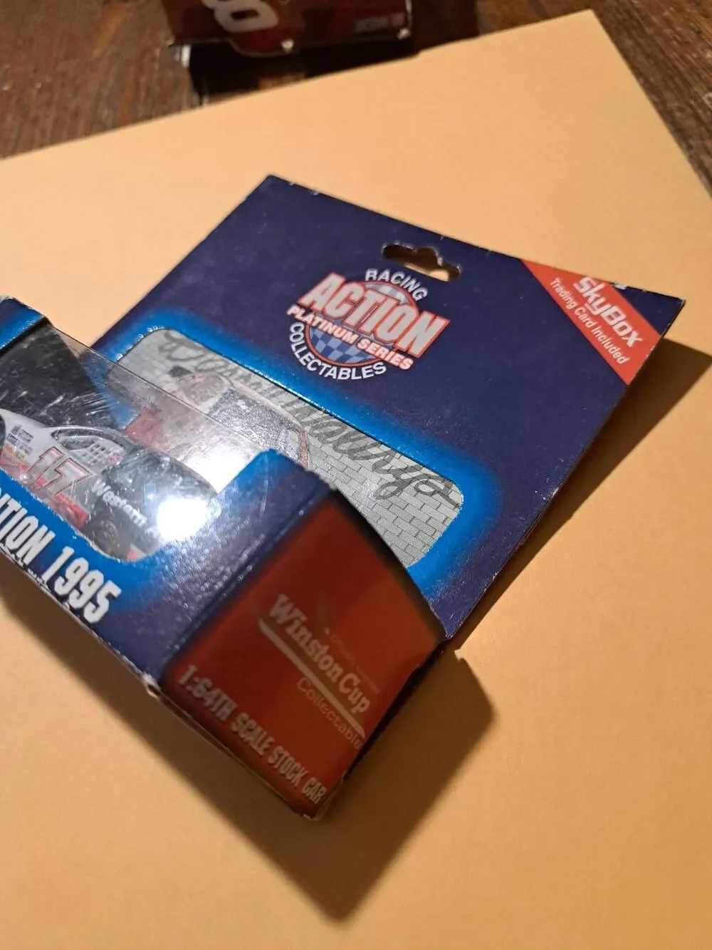 Vintage 1995 Racing Action Platinum #17 Darrell Waltrip NASCAR Die-Cast Race Car